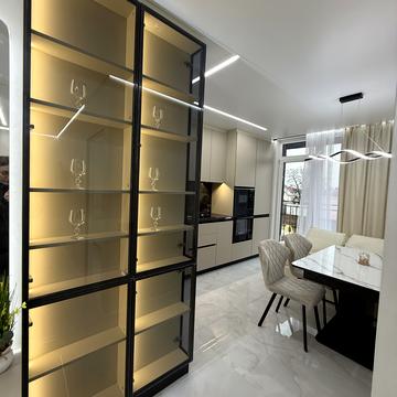 Юліана Пелеша вул., 3