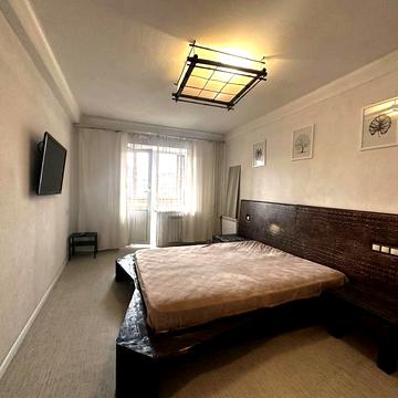 Оболонський просп., 31