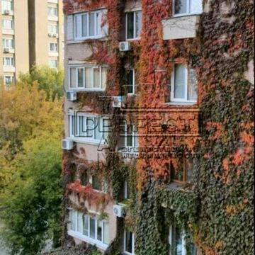 Антоновича вул. (Горького), 110