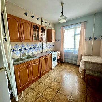 Кобзарська вул. (Пухова), 17