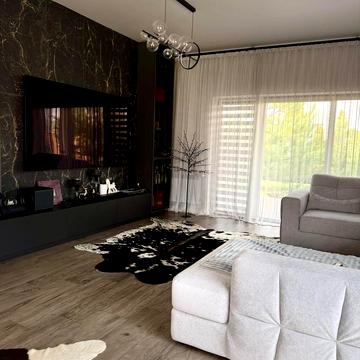 Незламна вулиця