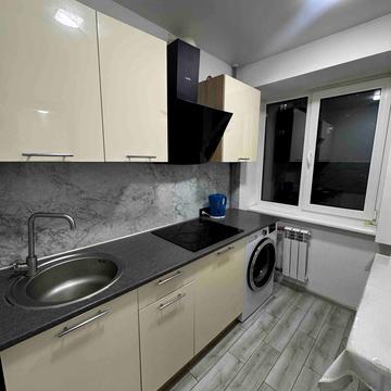 Володимира Сосюри вул., 23