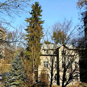 Конотопська вул., 5