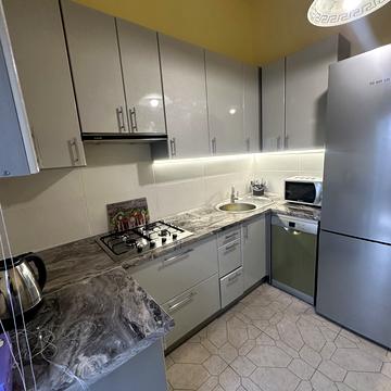 Інститутська вул., 27/6