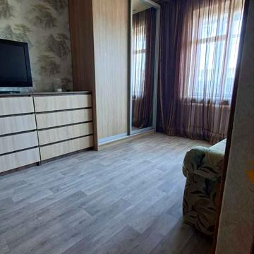 Поліська вул., 22