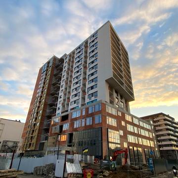 Гетьмана Івана Мазепи вул. (Топольна), (Будинок)