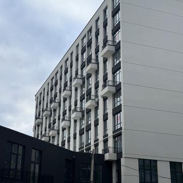 Гетьмана Мазепи вул., (Будинок 1)