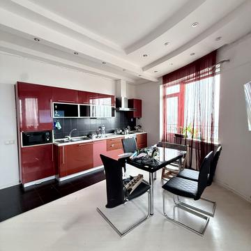 Пантелеймонівська вул., 88/1