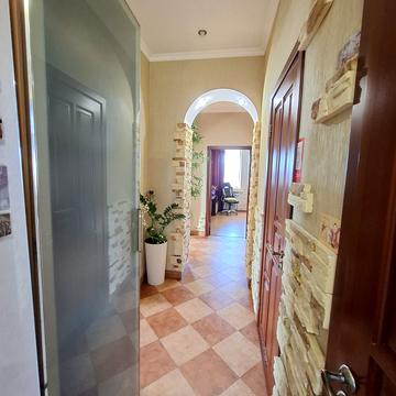 Миколи Міхновського бульв. (Дружби народів), 11