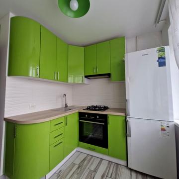 Якуба Коласа вул., 21