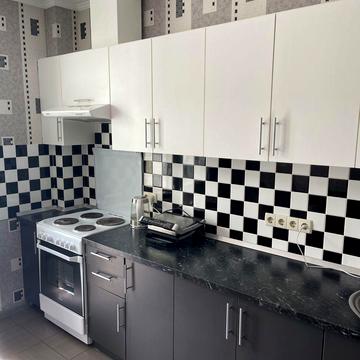 Миколи Голего вул. (Лебедєва-Кумача), 7-В