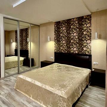 Деміївська вул., 16