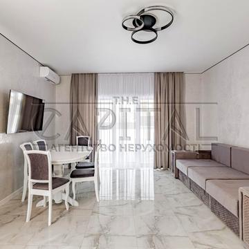 Лесі Українки вул., 61