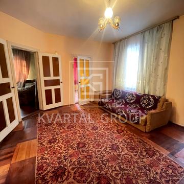 Центральна вул. (Леніна), 1