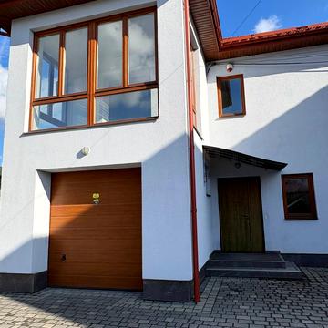 Щирецька вул., 16