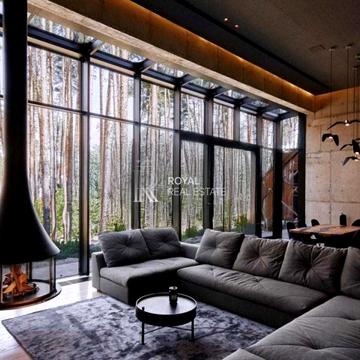 Центральна вул.