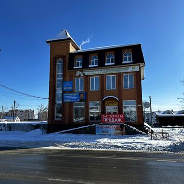 Левка Лукяненка вул. (Жовтнева), 7