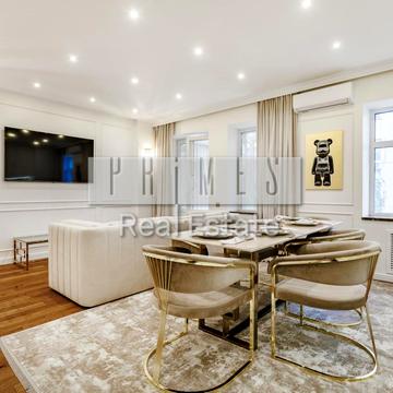 Олеся Гончара вул., 8