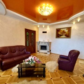 Іллі Мечникова вул., 27