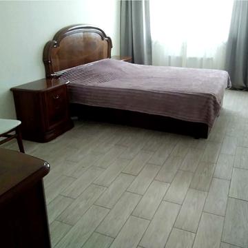 Добровольців вул. (Маршала Говорова), 10в