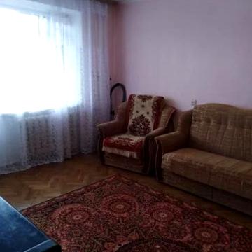 Київська вул., 3