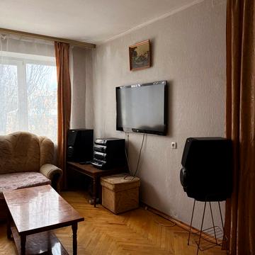 Райдужна вул., 3-Б