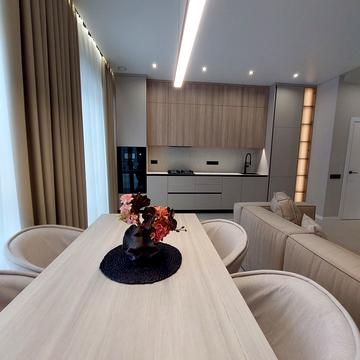 Зоряна вул.