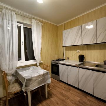 Райдужна вул., 47