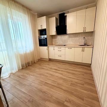 Академіка Глушкова просп., 9-Д