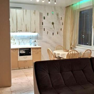 Перлинна вул., 6