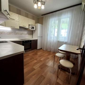 Милославська вул., 2