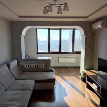 Карела Чапека вул. (Юліуса Фучика), 15