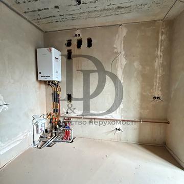 Подільська вул., 6