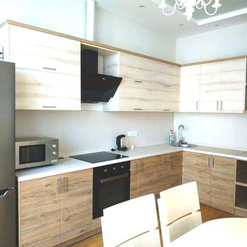 Італійський бульв., 1а