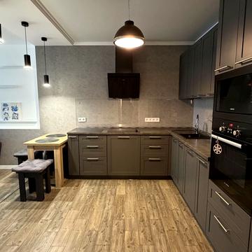 Академіка Глушкова просп., 9-Д