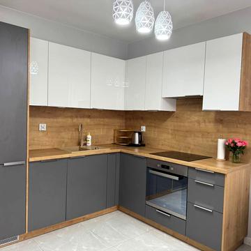 Шота Руставелі вул., 7-Я