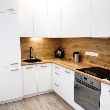 Джона Маккейна вул. (Івана Кудрі), 7