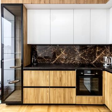 Гетьмана Мазепи вул., 138