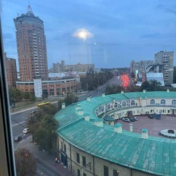 Лесі Українки бульв., 28