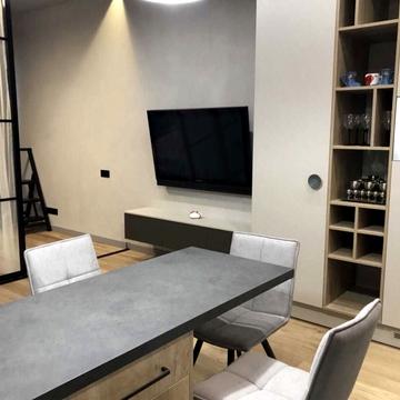 Гоголівська вул., 47