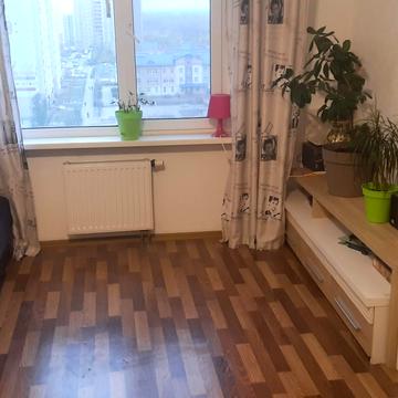 Бориса Гмирі вул., 10/40