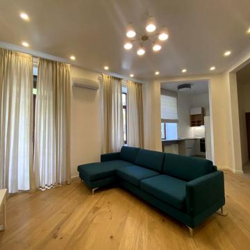 Олеся Гончара вул., 20/21