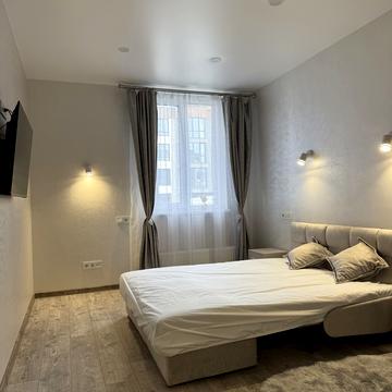 Золота вул., 2