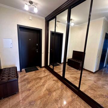 Героїв полку "Азов" вул. (Маршала Малиновського), 4-В