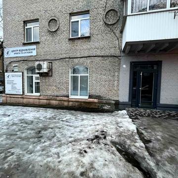 Севастопольська вул., 12/22