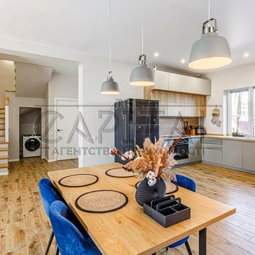 Козацька вул., 24/23