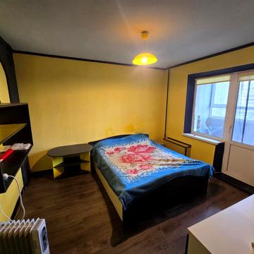 Драгоманова вул., 40