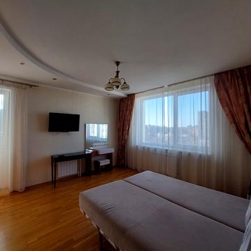 Голосіївський просп. (40-річчя Жовтня), 30-А