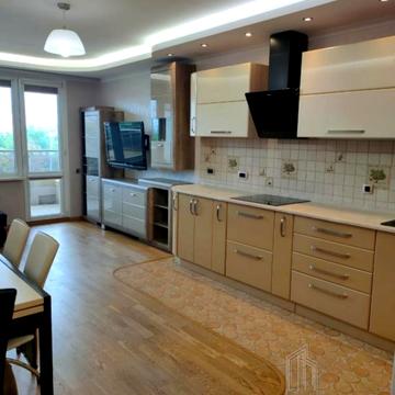 Голосіївський просп. (40-річчя Жовтня), 62