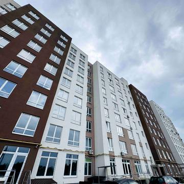 Князя Володимира Великого вул., 14